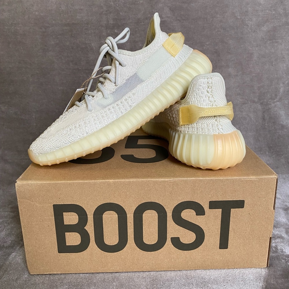 YEEZY BOOST 350